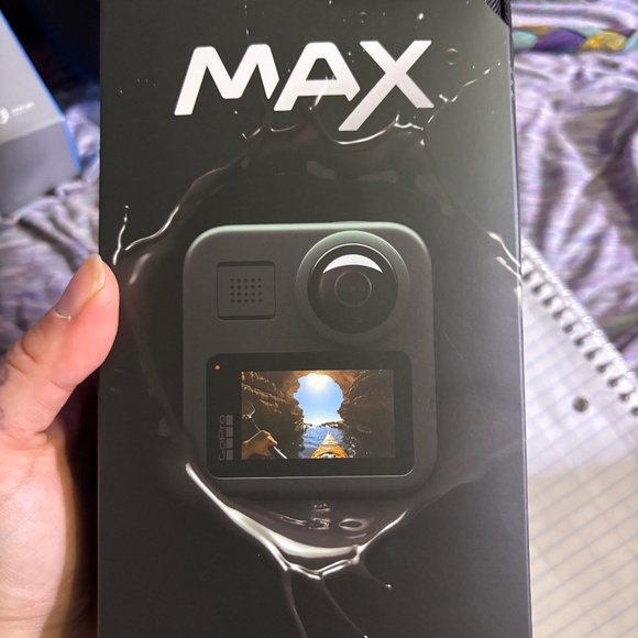 New in box max GoPro 11 Black - Picture 1 of 3